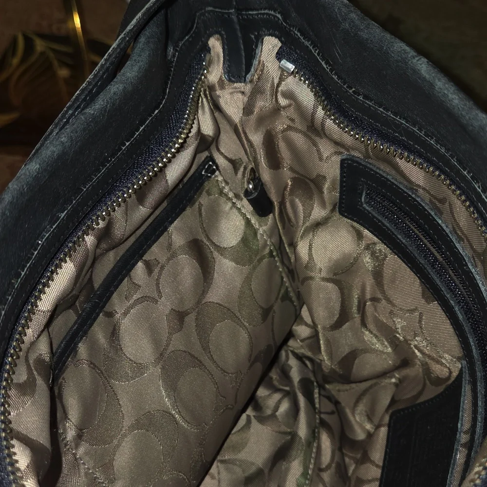 Coach Vintage Soho Legacy 9186 2001 Black Leather Bucket Bag $390 Retail GUC - Picture 13 of 16